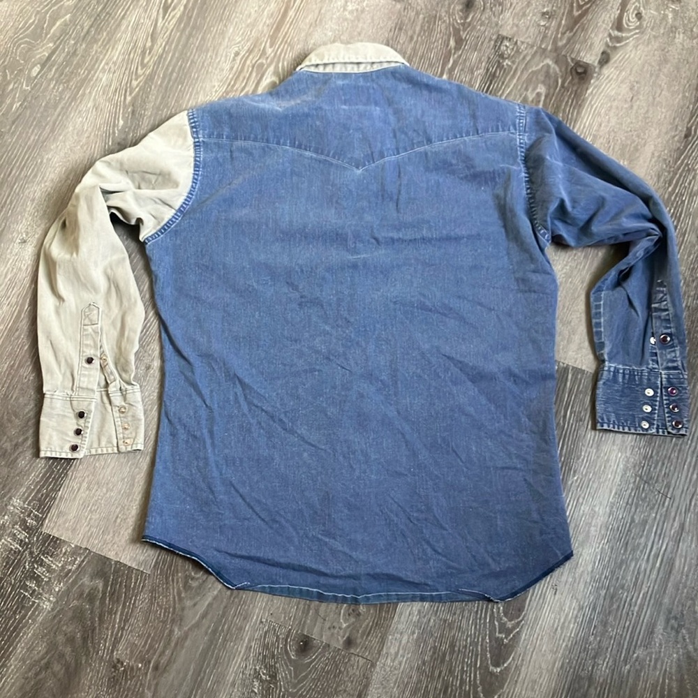 Wrangler - Picture 13 of 13